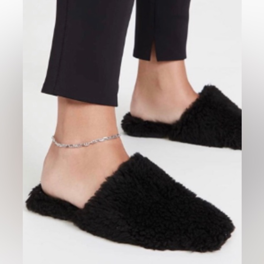 Aster Jenn Mule size 7 in Black